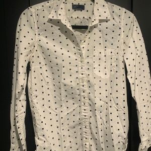 polka dots shirt